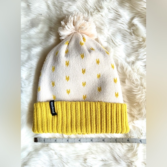 Patagonia K’s Powder Town Beanie - Picture 4 of 5